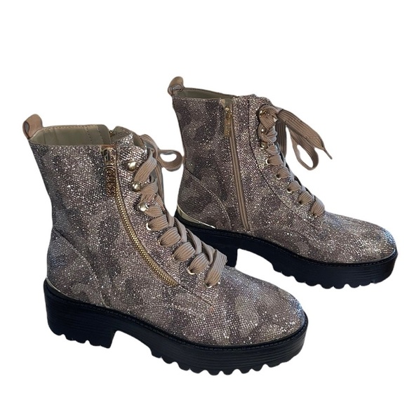 NWOT- Guess Fearne Lug Sole Glitter Gold combat Boots - Picture 6 of 14